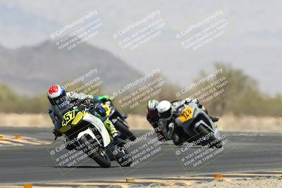 media/Apr-20-2025-CVMA (Sun) [[39090e8767]]/Race 11-500-350 Supersport (Holeshot)/